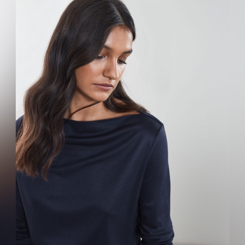 REISS Marilyn Boat Neck Long Sleeve Top In Navy - Picture 4 of 10